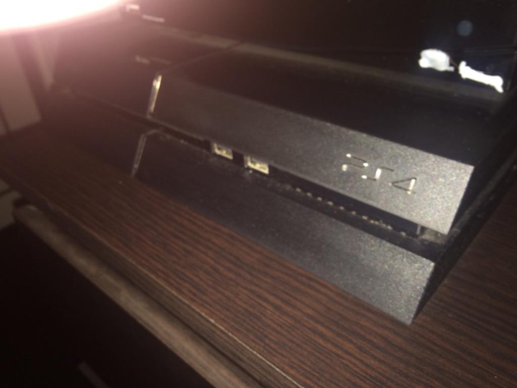 rebeccalowe7's tweet image. Shall spend my money else where @XboxSupport @Xbox @Microsoft