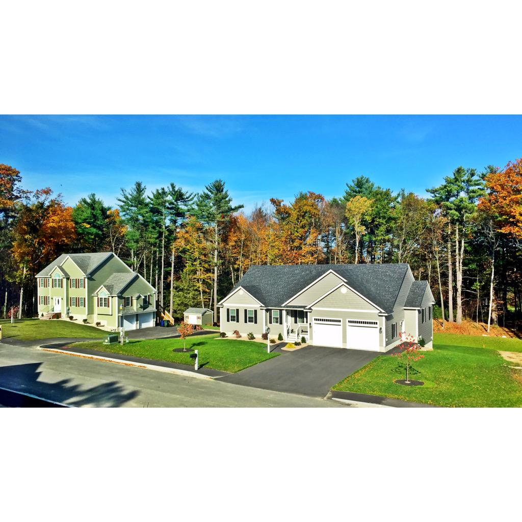 PEABODYEnt's tweet image. #OPENHOUSE TODAY 1-3PM at #GreatWoods! New Home prices starting at $479,900 @LAERRealty 🏡