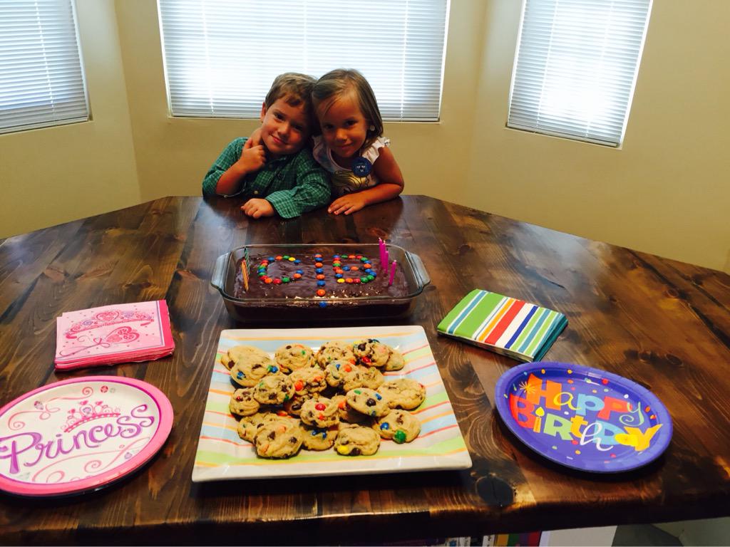 JonandLeslie's tweet photo. Celebrating my two favorite four year olds in the whole wide world. #romans15:13 #numbers24:14 #bestsurpriseever http://t.co/LjvVXlcuqo
