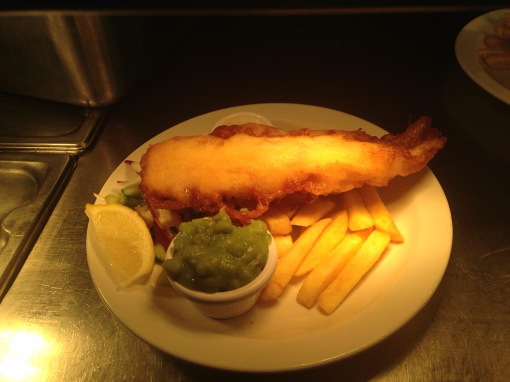 whitelionroyal's tweet image. Coming up 2 can dine for £12 Monday to Friday @whitelionroyal #2can