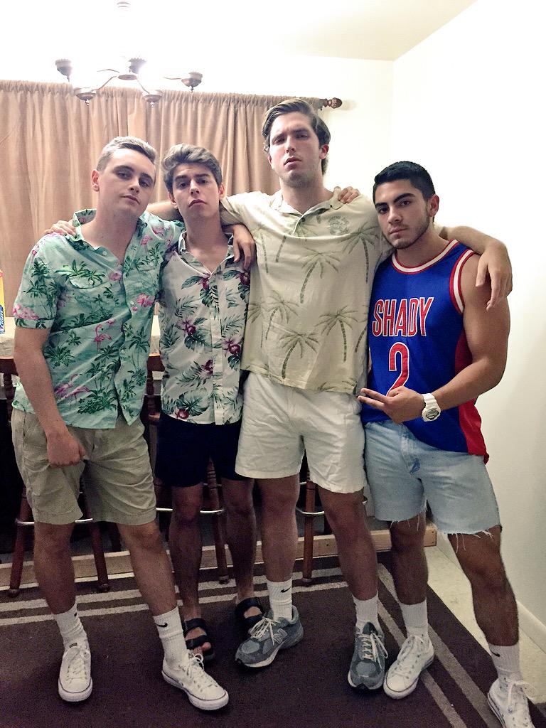 CashMoneyMeza's tweet photo. When you don't get the Hawaiian shirt memo... #201Forever http://t.co/jyTpPqU6Kw