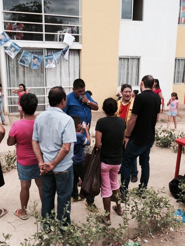ConcejalCorzo's tweet photo. 16/08/15 con la Comunidad del Barrio Los Estoraques y sus hijos, porque los niños son el futuro de nuestra Ciudad C1 http://t.co/pM4XdzdCkP