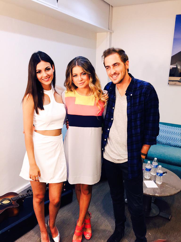 VictoriaJustice's tweet image. Mexico, thank u for such a warm welcome! I had a great time. Love u guys 😘 #VivaMexico