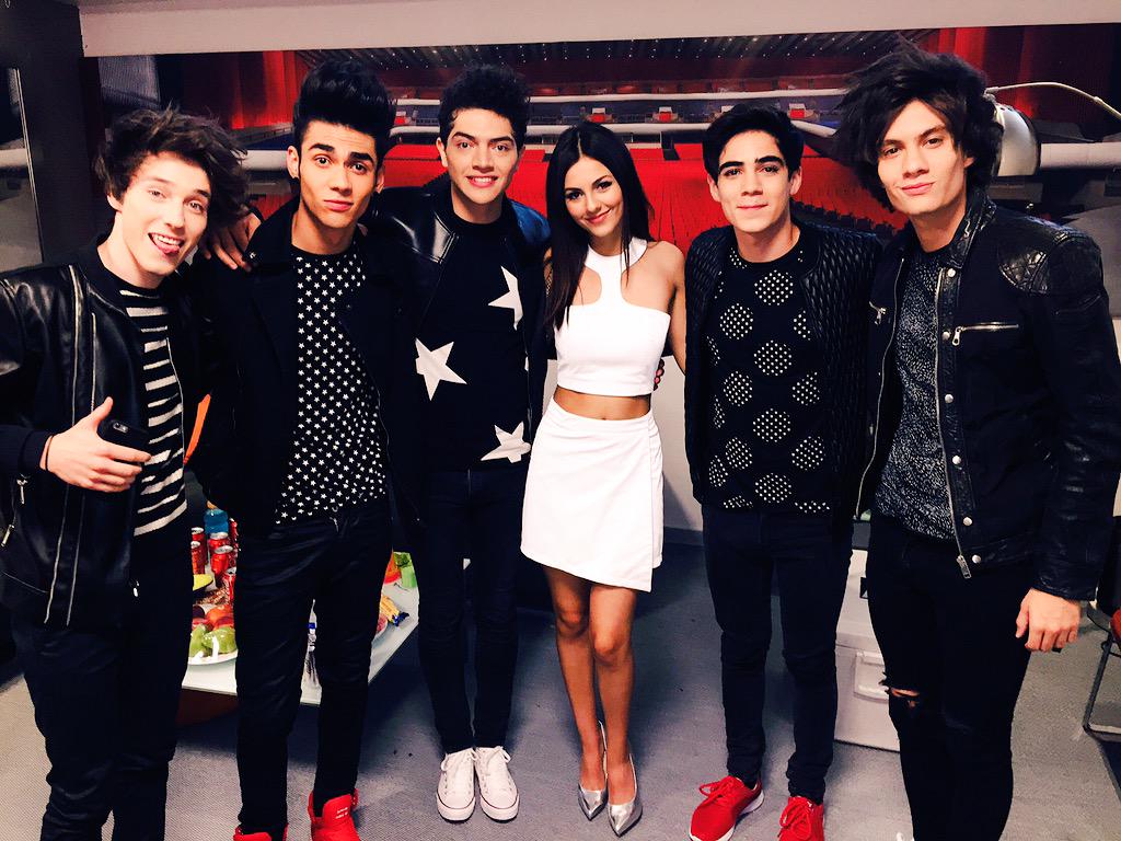 VictoriaJustice's tweet image. Mexico, thank u for such a warm welcome! I had a great time. Love u guys 😘 #VivaMexico