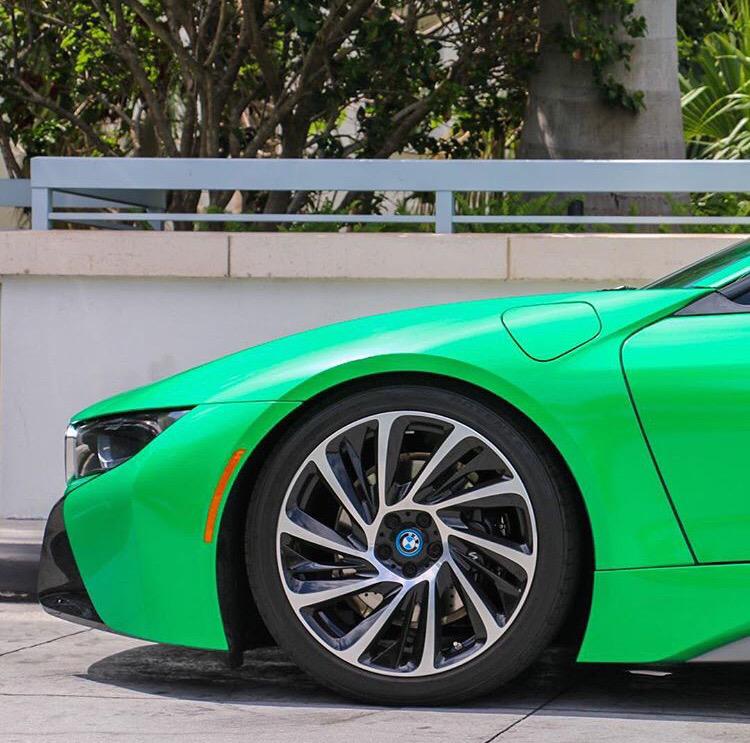 It's electric. Boogie woogie woogie!