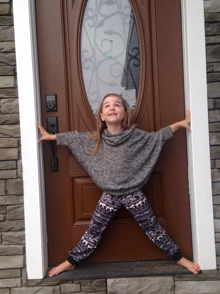edmontonschild's tweet photo. Hit up #UrbanBehavior in @Official_WEM to do some #BacktoSchool shopping for my Kinder girl! ~$60= 3 outfits! #yeg http://t.co/3OC7FWEDVI