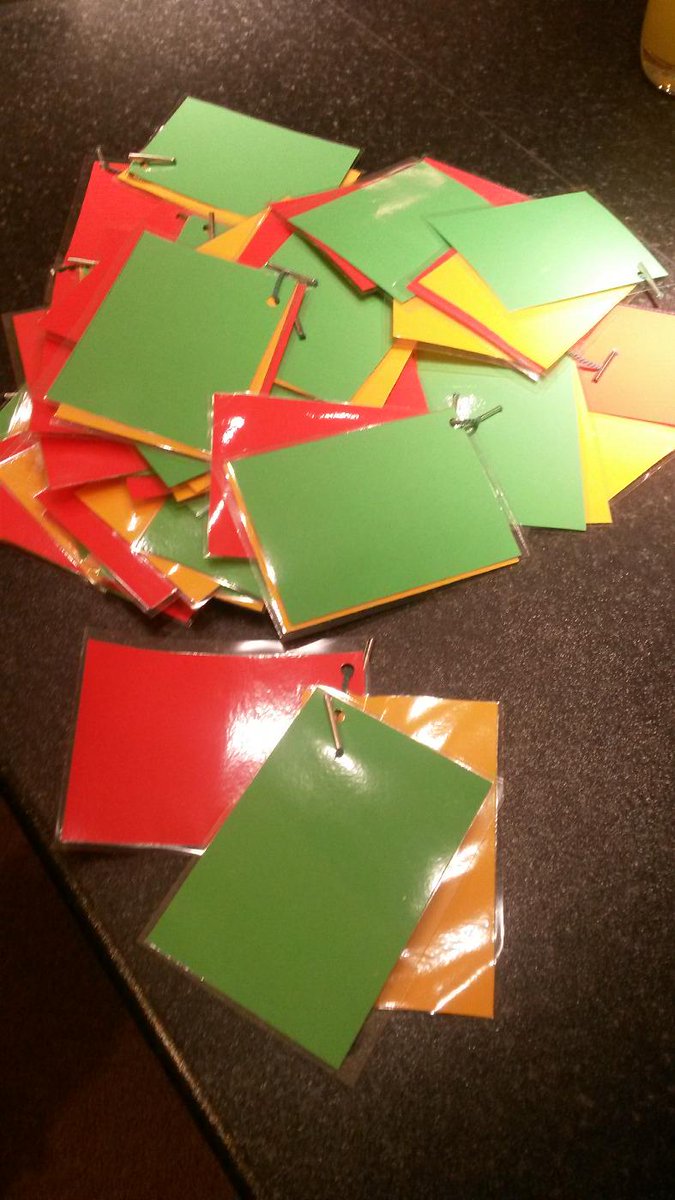 fractionfanatic's tweet photo. Just made two class sets of traffic light cards with miss park #3hourswork http://t.co/CV7JDH7XTQ