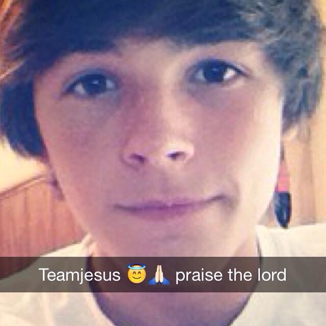hunter_geurnik's tweet photo. Join our Kik group #teamjesus http://t.co/kZ3Yy4F5VT