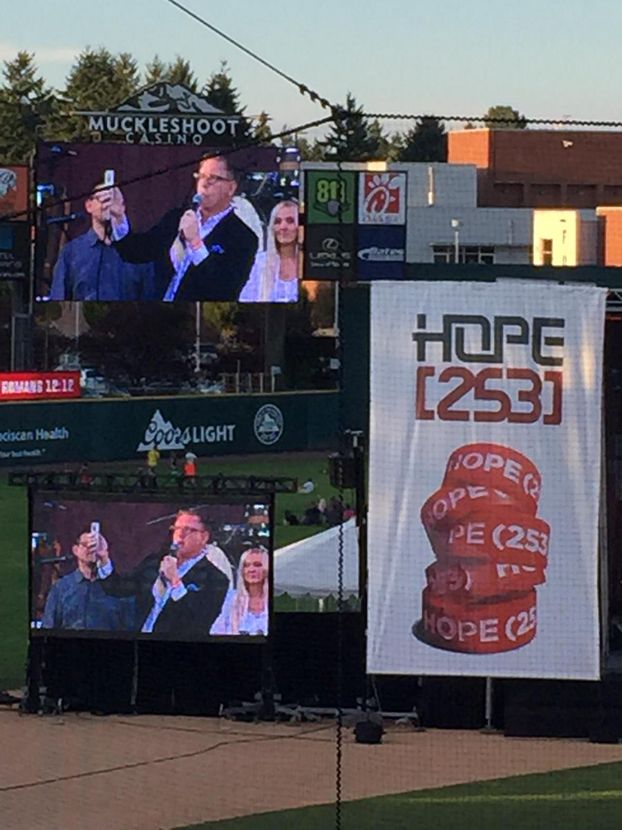mlc253's tweet photo. #hope253 @hope253tacoma 
Pastor Dean Curry &amp; World Vision http://t.co/tY2initfLC