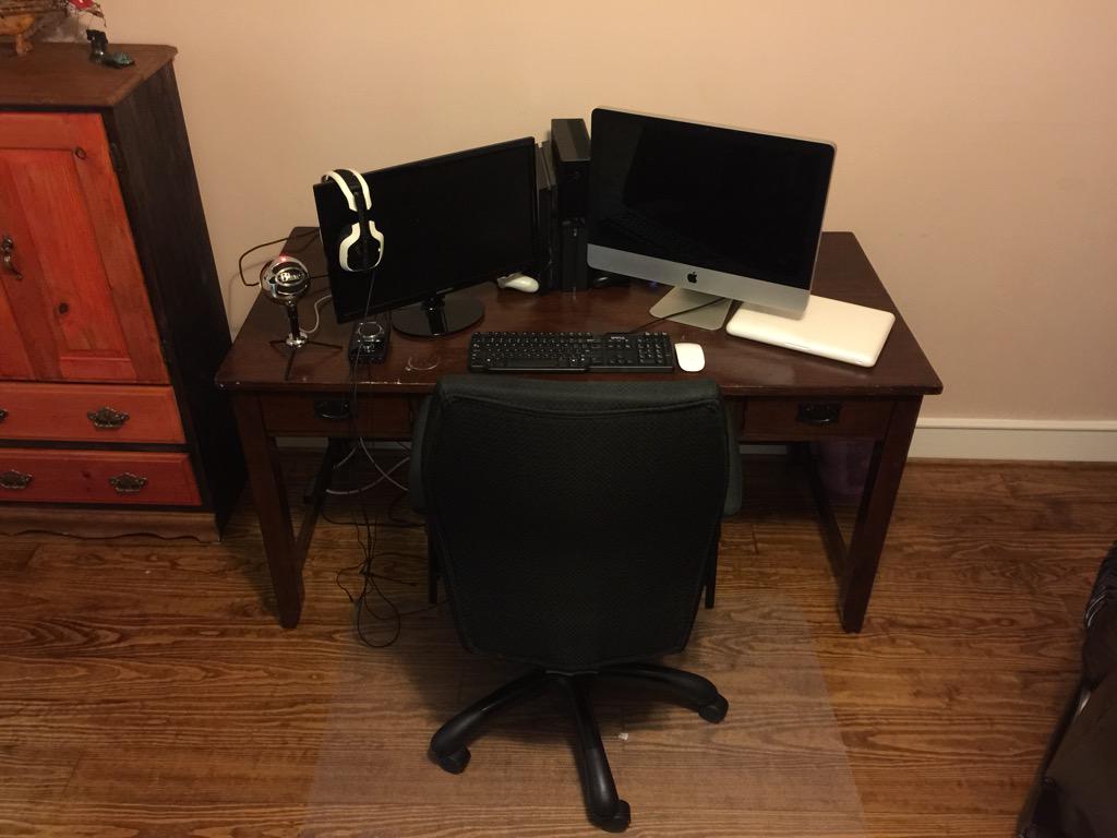 HdInfinityy's tweet image. Gaming setup 2015 !