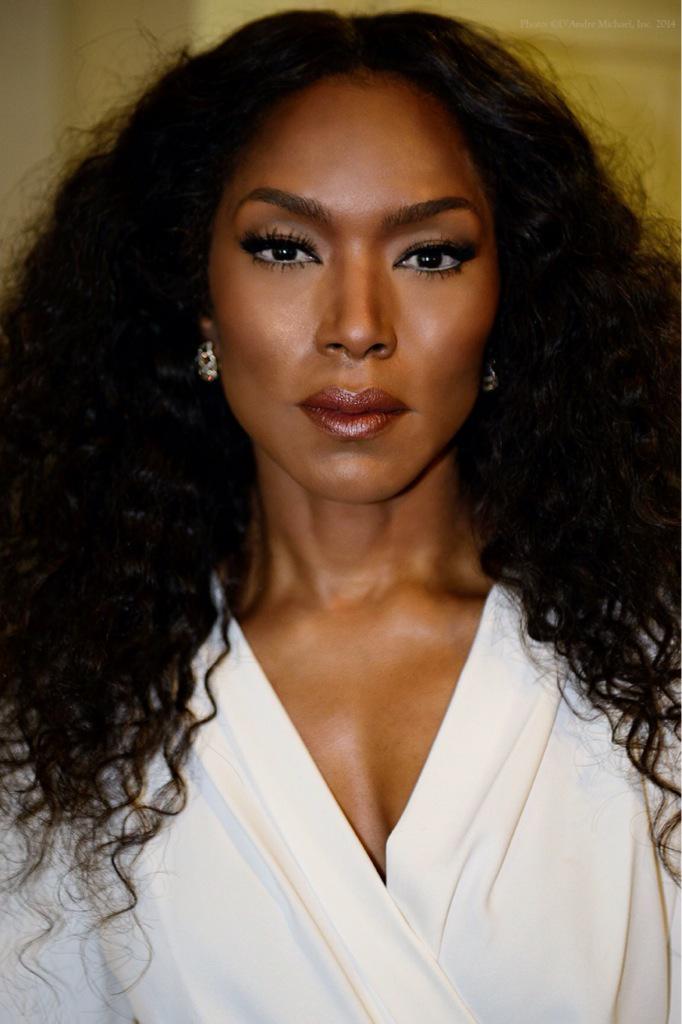 Happy bday to Angela Bassett aka the only Storm I see    