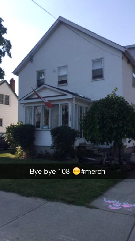 Renouf_13's tweet photo. Gonna miss 108, it's been a time #MerchHouse http://t.co/60oRkKAQ3H
