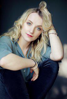Happy Birthday to Evanna Lynch (24) 