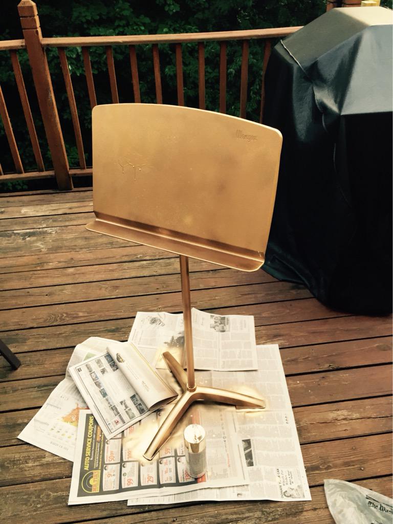 chssings's tweet photo. Thank you Pinterest for another great DIY idea! #GoldMusicStand #singeroftheweek #willbecoveted ��🎶🌟🎶🌟🎶 http://t.co/7nlJdpWxJr