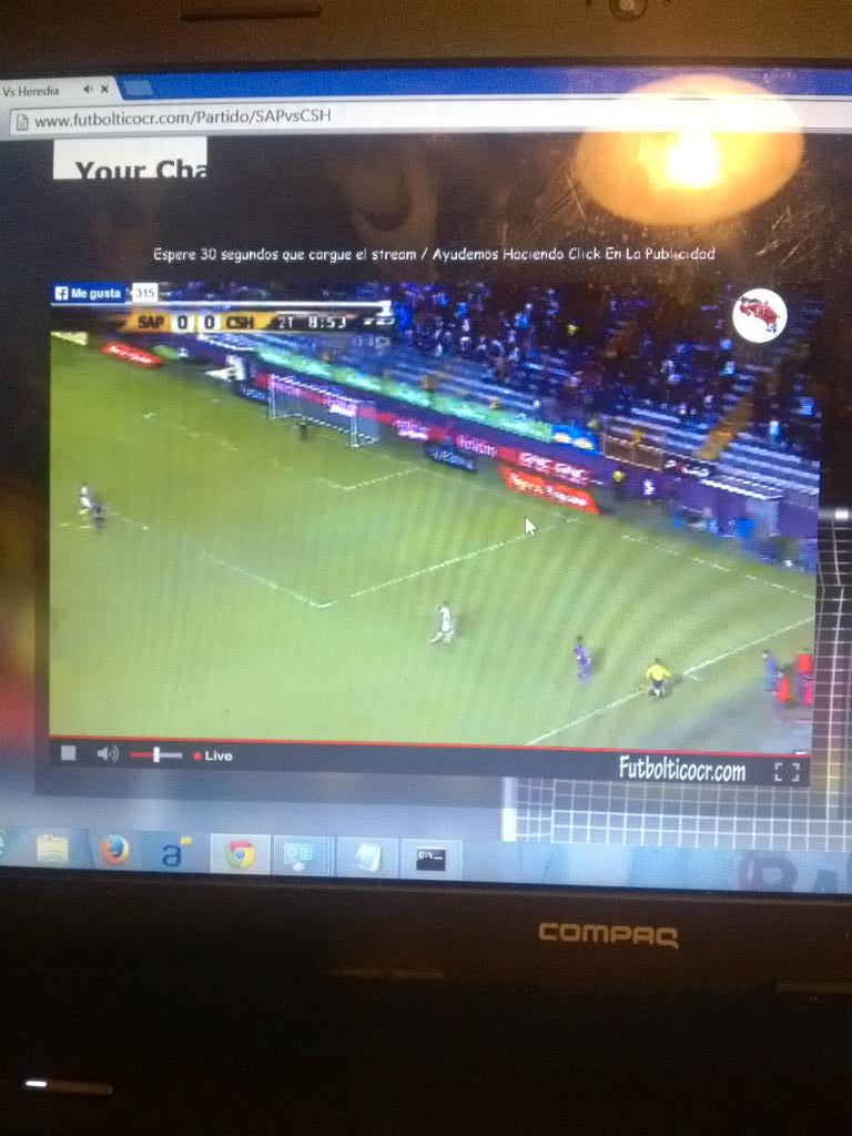 sebastiandiana3's tweet photo. Mirando futbol!!! http://t.co/8gmmSf0IKt