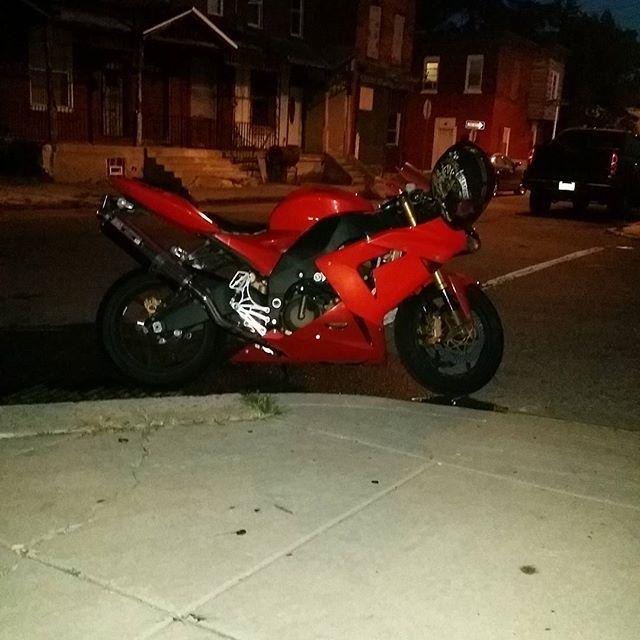 Trigga_Time's tweet image. It&apos;s perfect night #ShiftLyfe #BikeFlow ift.tt/1IWS6vc