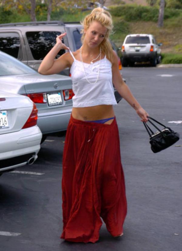 Quattro foto che dimostrano che sì, Britney Spears è un'icona di stile.
#TeenChoiceAwards
#CandiesStyleIcon
