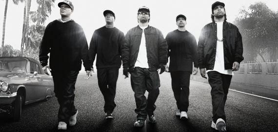 VibeMagazine's tweet photo. #StraightOuttaCompton soars to the top of the box office earning $56.1 million: http://t.co/IFieUyBGSt http://t.co/h2Dy4bgPWD