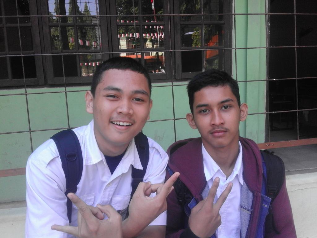 dibaa_72's tweet photo. Dirgahayu RI at smkt kapin http://t.co/5lXEldvhdT