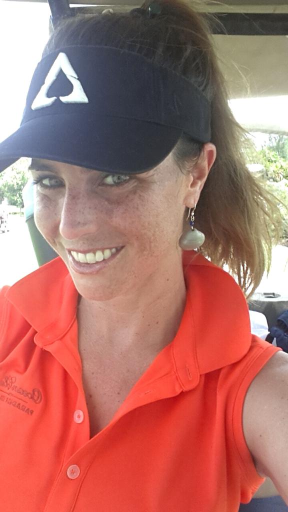 TifDiP's tweet photo. Made my donation to Church but apparently I had a bit more to give at the course! #SundayFunday #golf #showmeyourace http://t.co/x28DuS6Az4