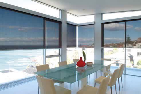 StoreLux's tweet image. Store Screnn, vue intérieur/vue extérieur.