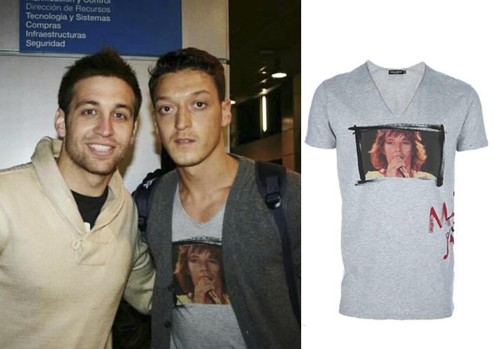 Footballer Fashion A Twitteren メスト エジル Dolce Gabbanaのミック ジャガーtシャツを着用 Dolce Gabbana Ozil Fashion Http T Co Bujyaakro2 Footballer Fashion A Twitteren メスト エジル Dolce Gabbanaのミック ジャガーtシャツを着用 Dolce Gabbana Ozil Fashion Http T Co Bujyaakro2