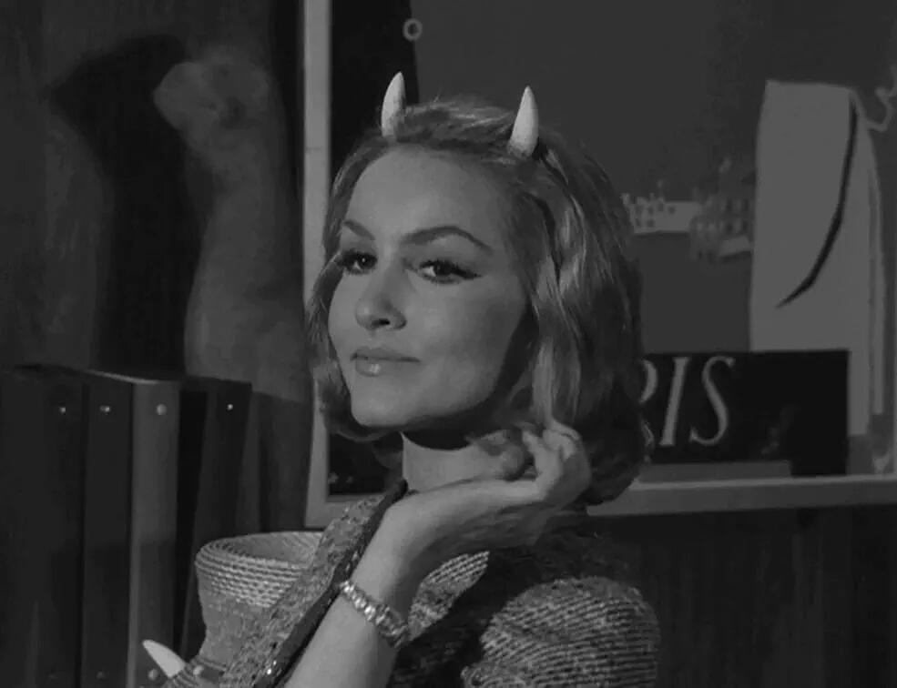 Happy birthday, Julie Newmar (\"Of Late I Think of Cliffordville\"). If the Devil looks like this, you\re really sunk. 