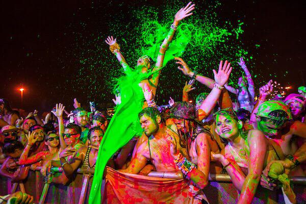 NightlifeSTL's tweet photo. A little over a month away until #LICSTL
Grab tickets for @lictour here: http://t.co/udpLOxKYH9 http://t.co/KDiQOr3zPf