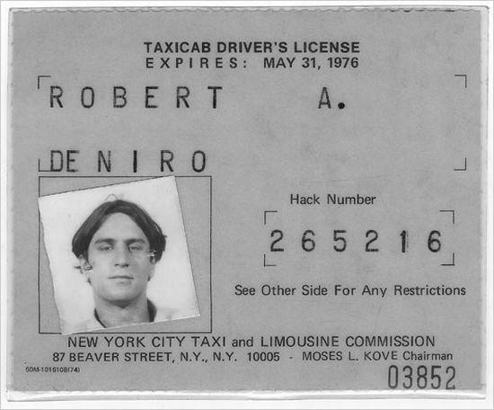 Hoy cumple 72 veranos el actor ( y taxista ) Robert De Niro 
Happy Birthday Bobby !! 