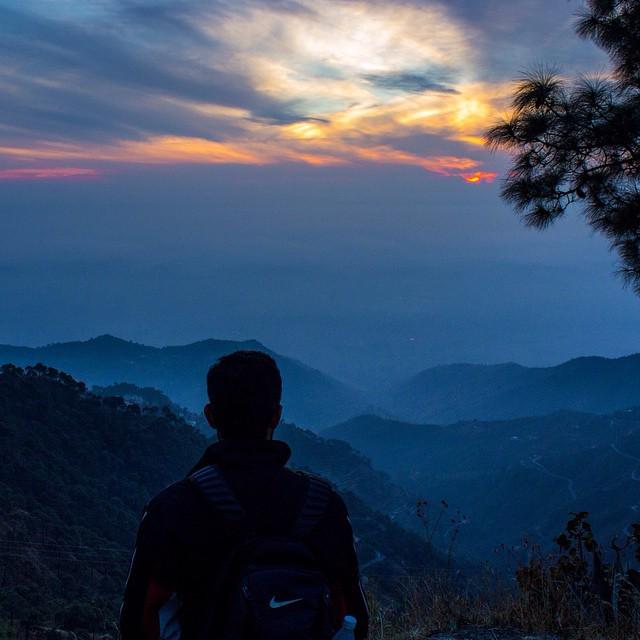 OpViSh's tweet image. I liked a photo on @instagram: Misty Mountains. Taken by a tiny-big person @ishani2709. #ThirdPersonView #Kasauli #…