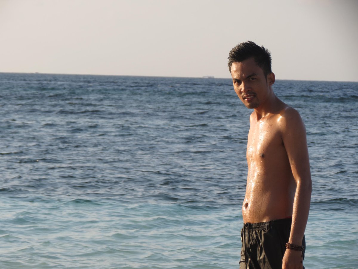 Liburanlah maka engkau akan tahu dirimu sebenarnya....