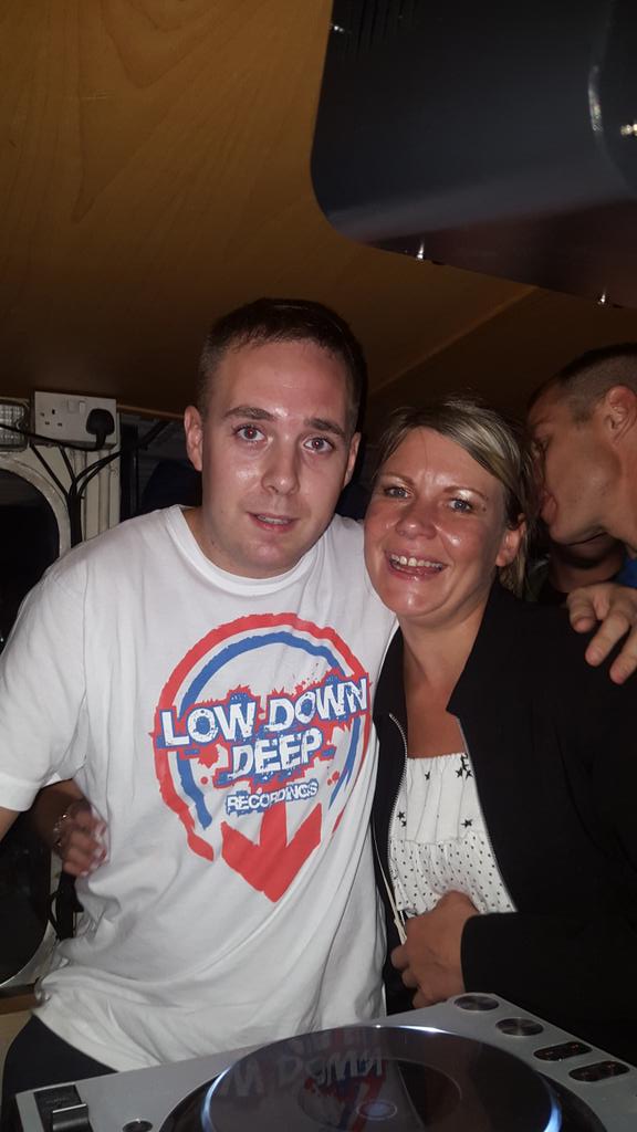 1stclassraver's tweet photo. Sick pic of my dj @LoganD1983 x http://t.co/ruxmq17hWN