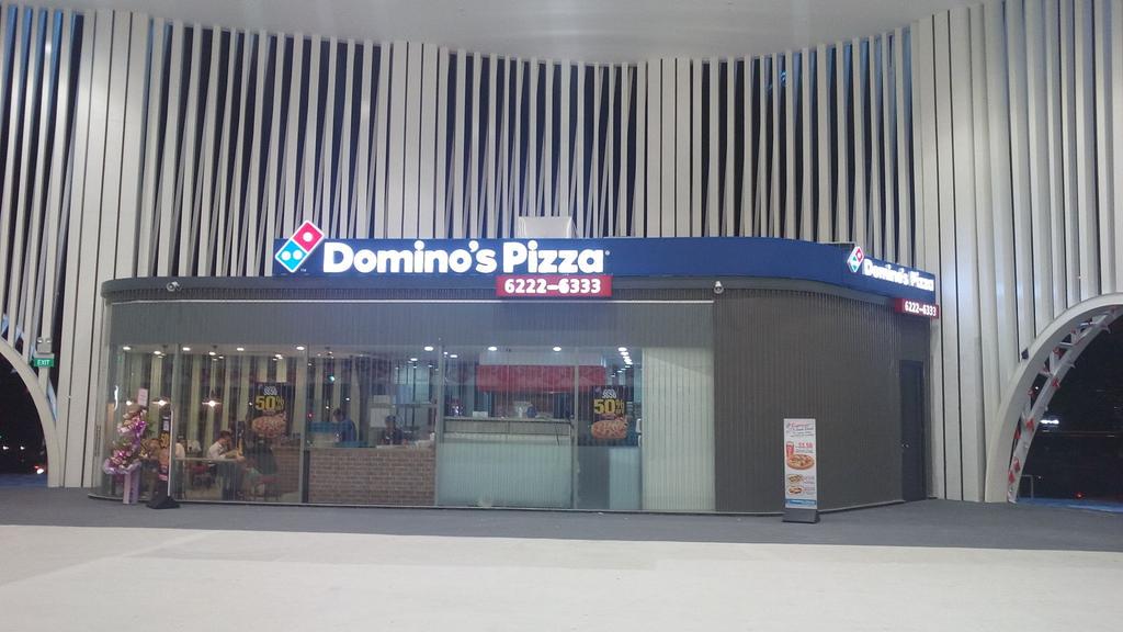 shahirng's tweet photo. Yishun peeps! There's Domino's Pizza at Nee Soon East CC, opposite Yishun Temp Int. 😍😍😍😍😍 http://t.co/hErE0ed4hc