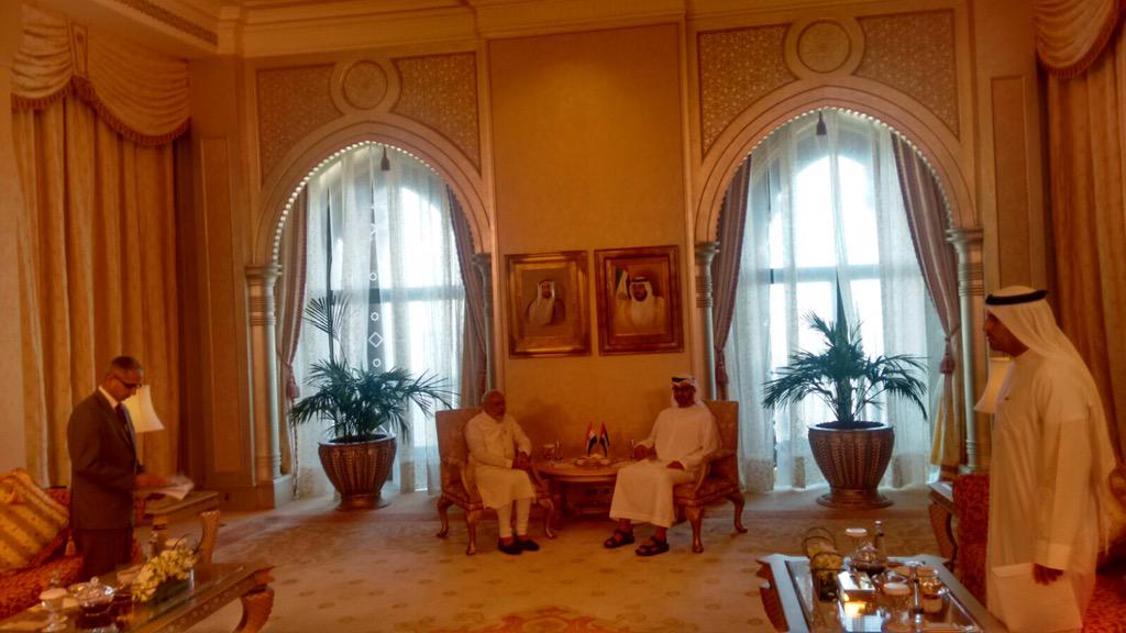 PMOIndia's tweet photo. Leaders meet again...After yesterday's warm welcome HH Sheikh Mohamed bin Zayed Al Nahyan &amp; PM's bilateral. @MBZNews http://t.co/UGLADjDRsQ