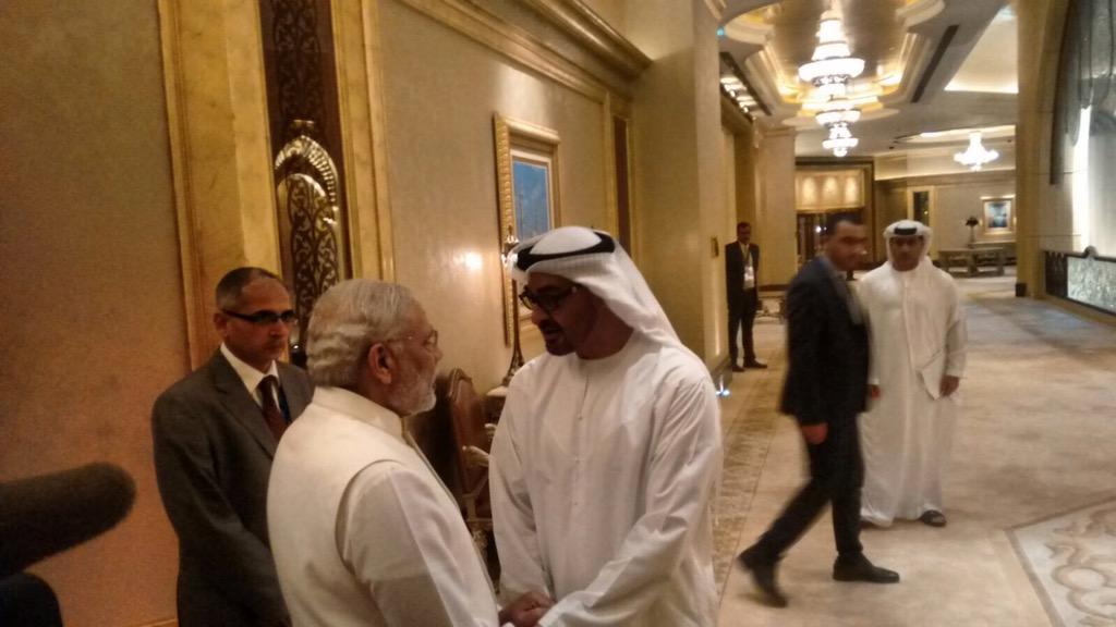 PMOIndia's tweet photo. Leaders meet again...After yesterday's warm welcome HH Sheikh Mohamed bin Zayed Al Nahyan &amp; PM's bilateral. @MBZNews http://t.co/UGLADjDRsQ