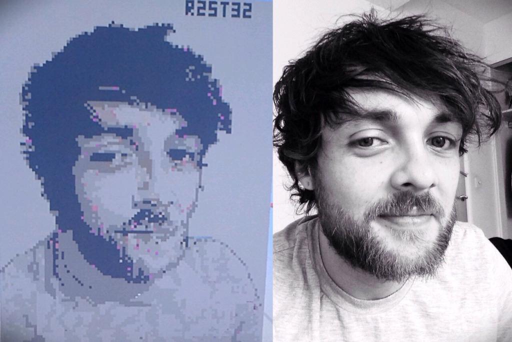 Ste2R2's tweet image. Self portrait done, anyone want to make a suggestion as to what's next?! #Minecraft #xbox #12,288blocks