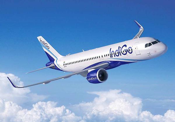 KBaysakul's tweet image. #IndoGO : Une commande record d'#Airbus confirmée ce lundi (via @LesEchos) trib.al/SsyziIf #avion