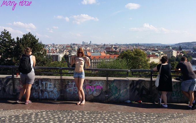 Hot day in #Prague 
#freethenipple #thatview #flashing #flashinginpublic
@HoldTheMoan @GermanPornostar