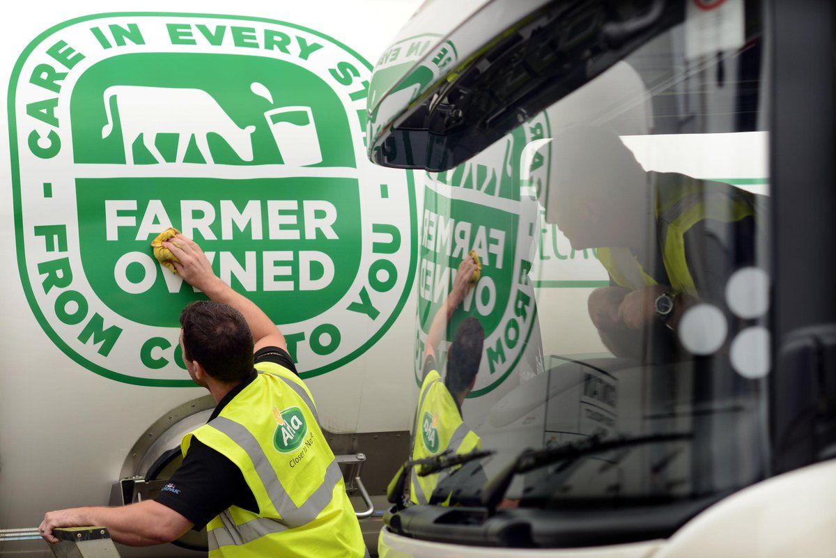johanntasker's tweet photo. PICS: #CareInEveryStep #FromCowToYou - Arla unveils new livery. Thoughts welcome. http://t.co/CQJwBD4x59