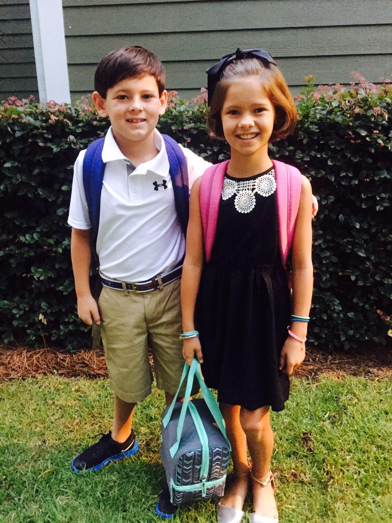 sallywofford17's tweet photo. Back at it again! #Back2School #bcsdfirstday #wheredidthetimego #toobigtoofast #mybabies http://t.co/luUcWx1A82