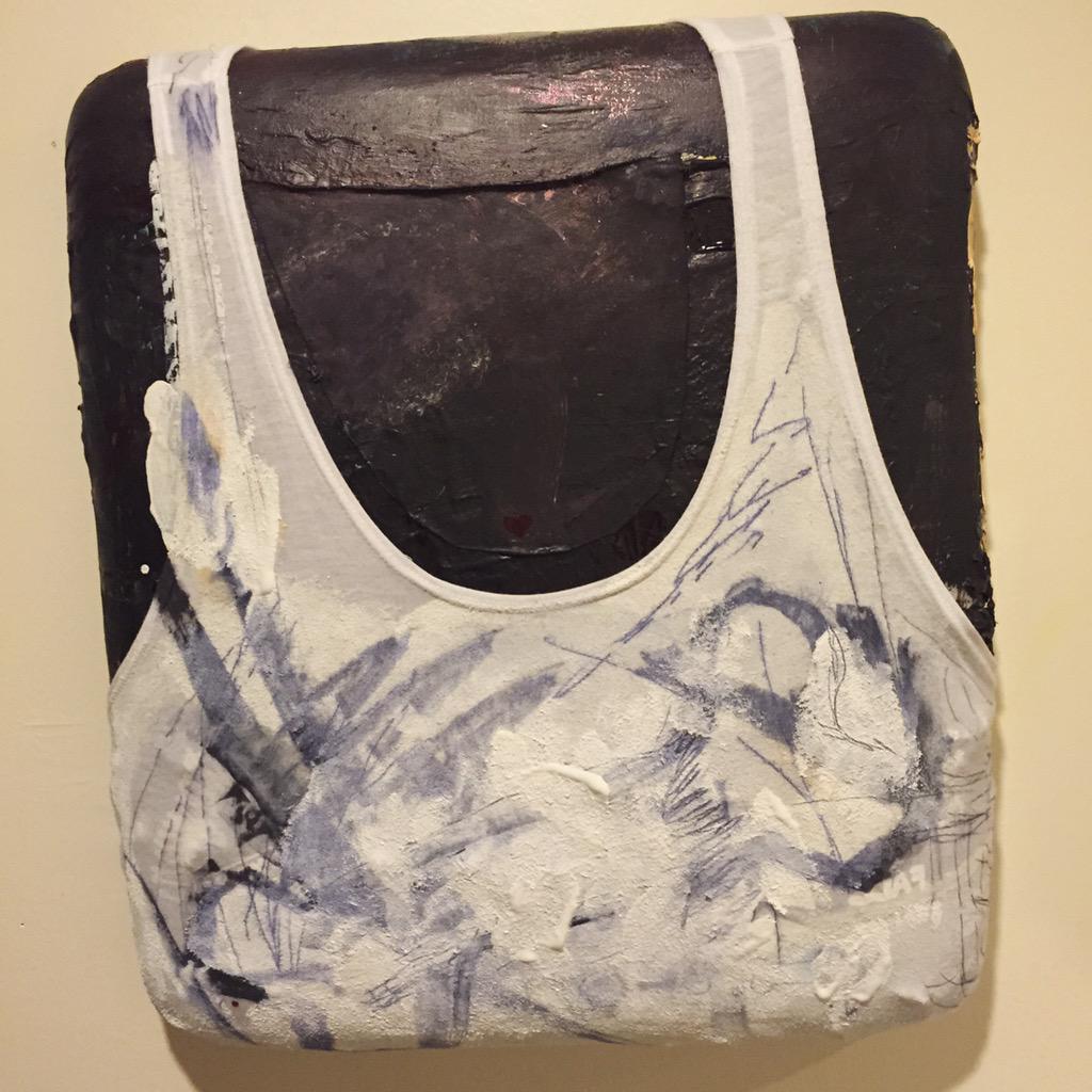 vincent_tiley's tweet photo. Finished #painting with a #tanktop http://t.co/mX9Kgs4pYR