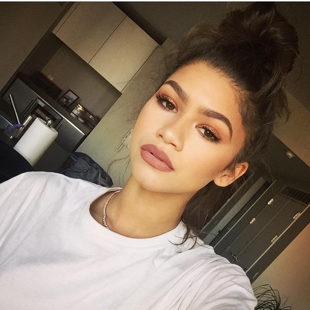 rtyoureparents's tweet photo. Zendaya http://t.co/ZN9sRxWjCJ