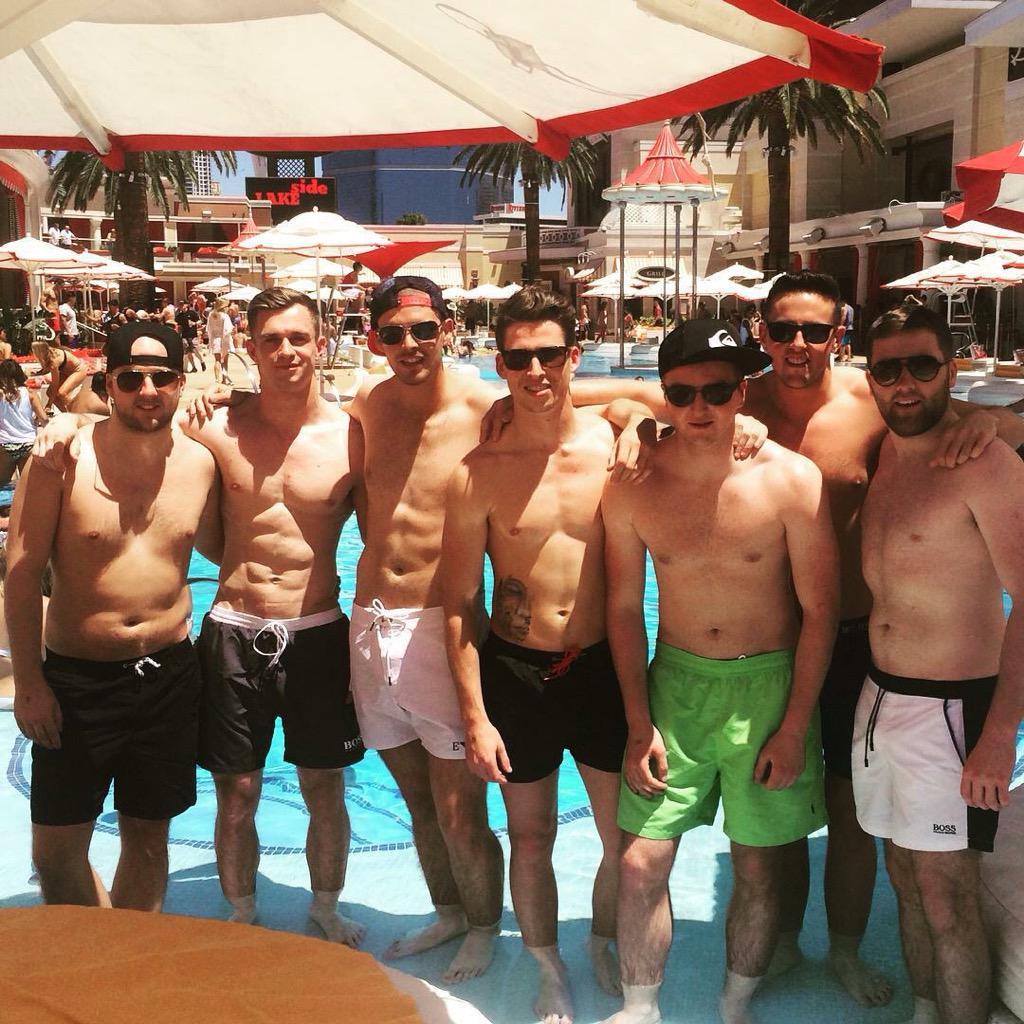 mattybrabo's tweet photo. Vegas encore http://t.co/xiuR71TYLX
