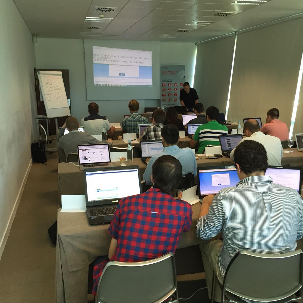 Luisw19's tweet image. Excellent #oracleMCS bootcamp at #ofmSummerCamps keep it up @gwronald