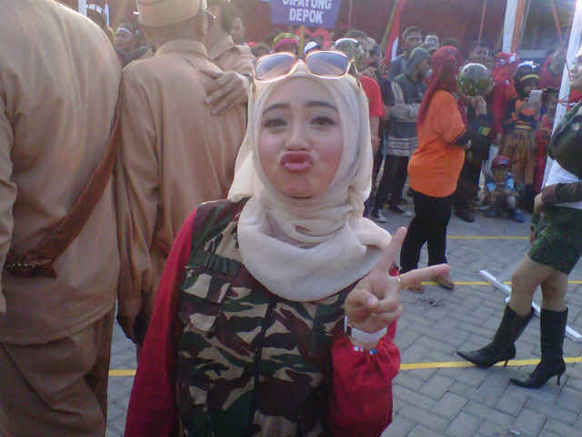 charlez_lovega's tweet photo. @DA2_Ega monyong lg ... #TTDJEgaOtwKuningan http://t.co/fBygTz3332
