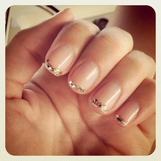 ChicTweak's tweet image. Loving this spin off from the classic french manicure #nails #ManiMonday