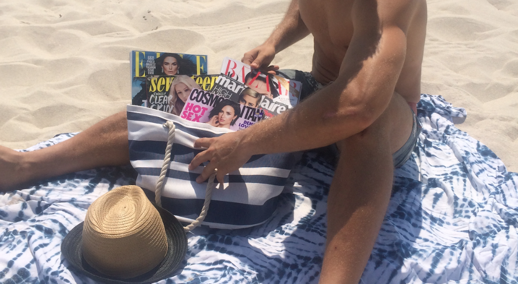 marieclaire's tweet photo. Head to Union Square West NOW to get our #MileyCyrus issue and enter to win a @Sephora gift card! #MagMobile2015 http://t.co/99YcKe0ROr