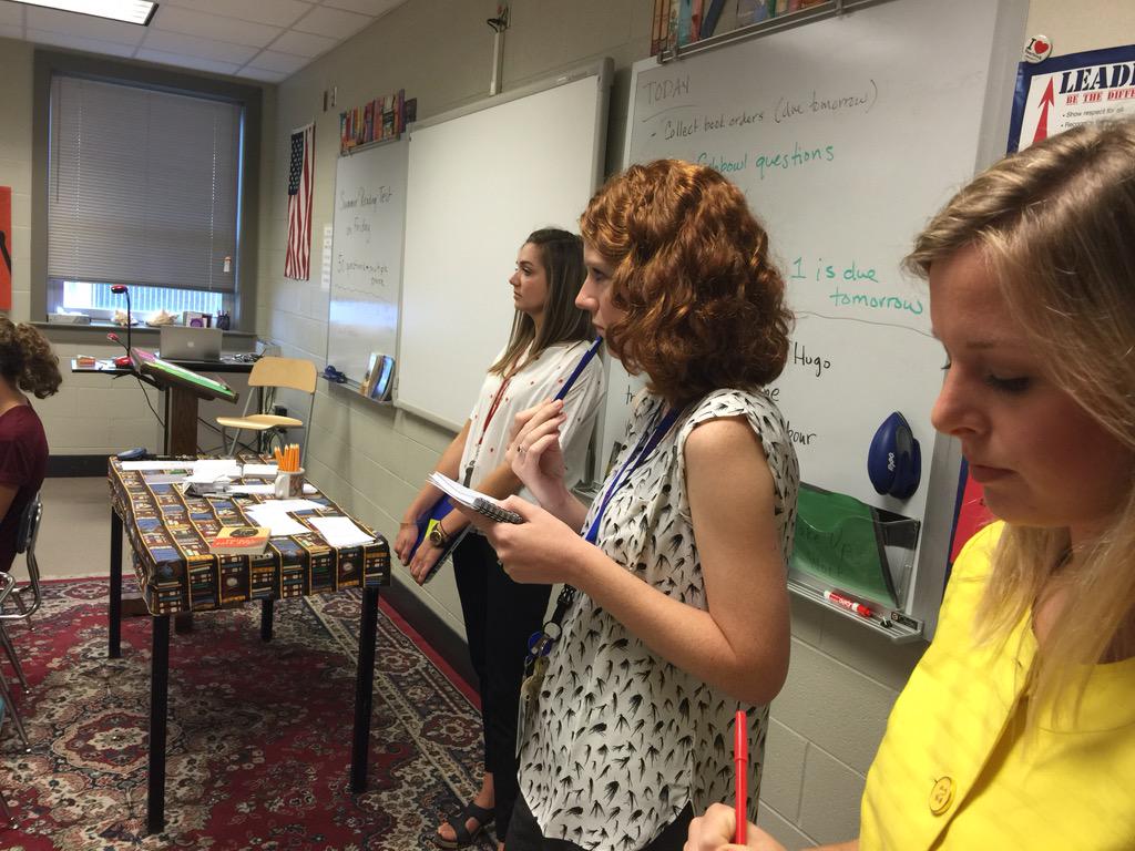 jbrown0503's tweet photo. English teachers observing Mrs. Dalton's first Fishbowl of the year #leadingbylearning #studentvoice #vhpride http://t.co/QsyBifdauM