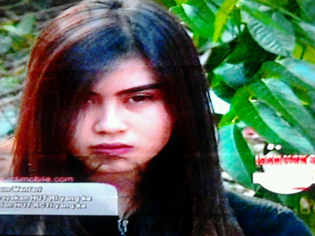 parlina_sari's tweet photo. Si cantik karina @RealSyahnazS #karina7MH http://t.co/8g0yX46kUh