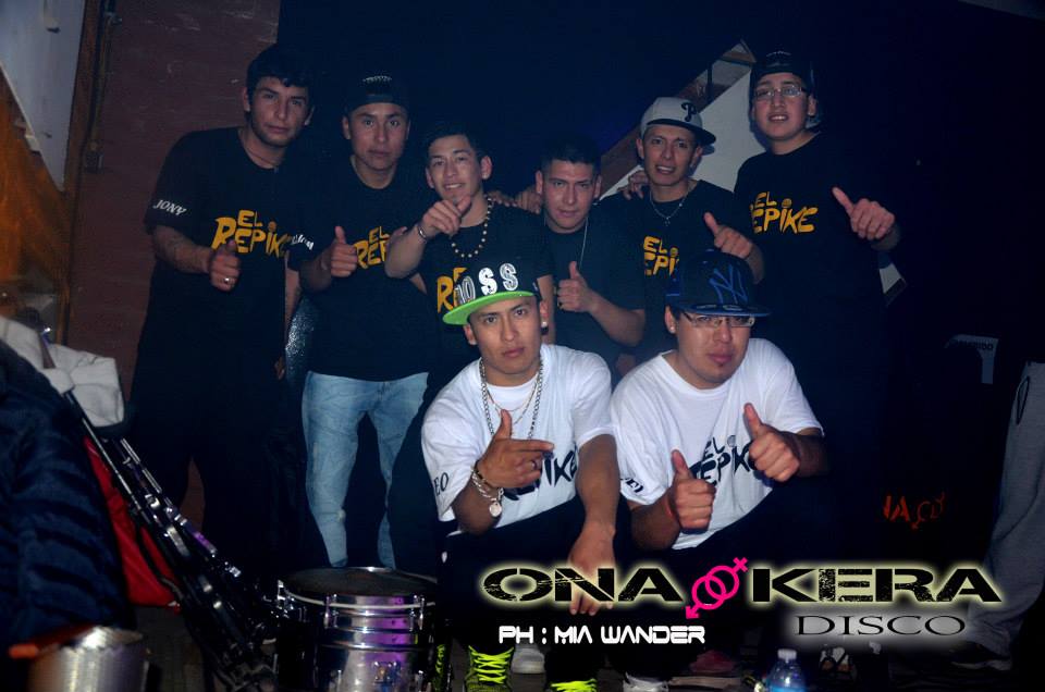 ElRepike's tweet photo. los chicos de la banda!! :) http://t.co/nTLT2yyId7